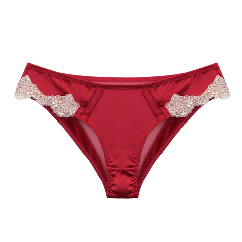 Opulent Lace short in Berry Red